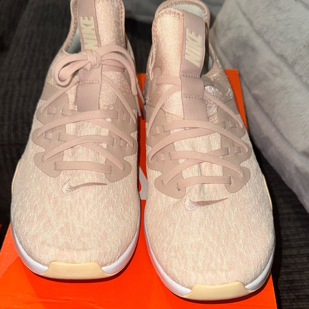 Nike Women's Light Pink Athletic Shoes